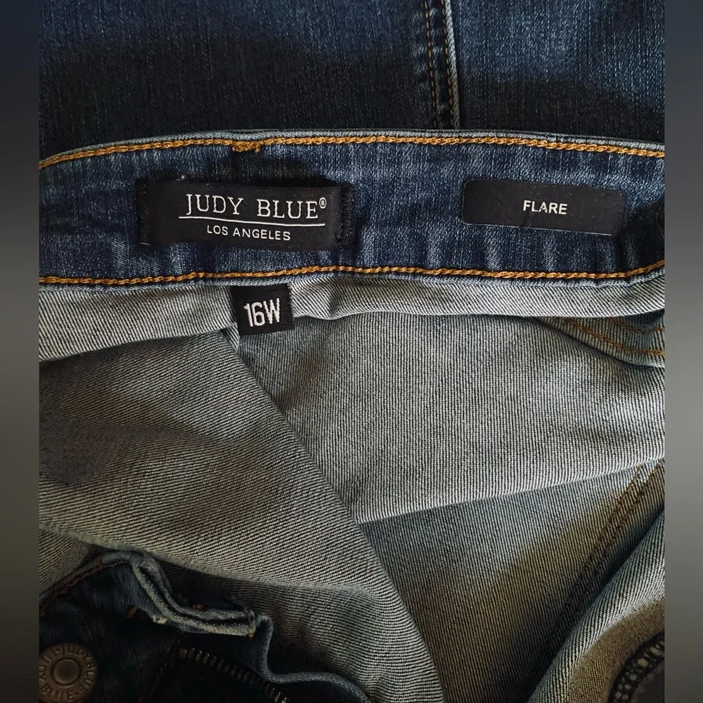 Judy Blue High Waisted Flared Denim Jeans - Picture 9 of 16